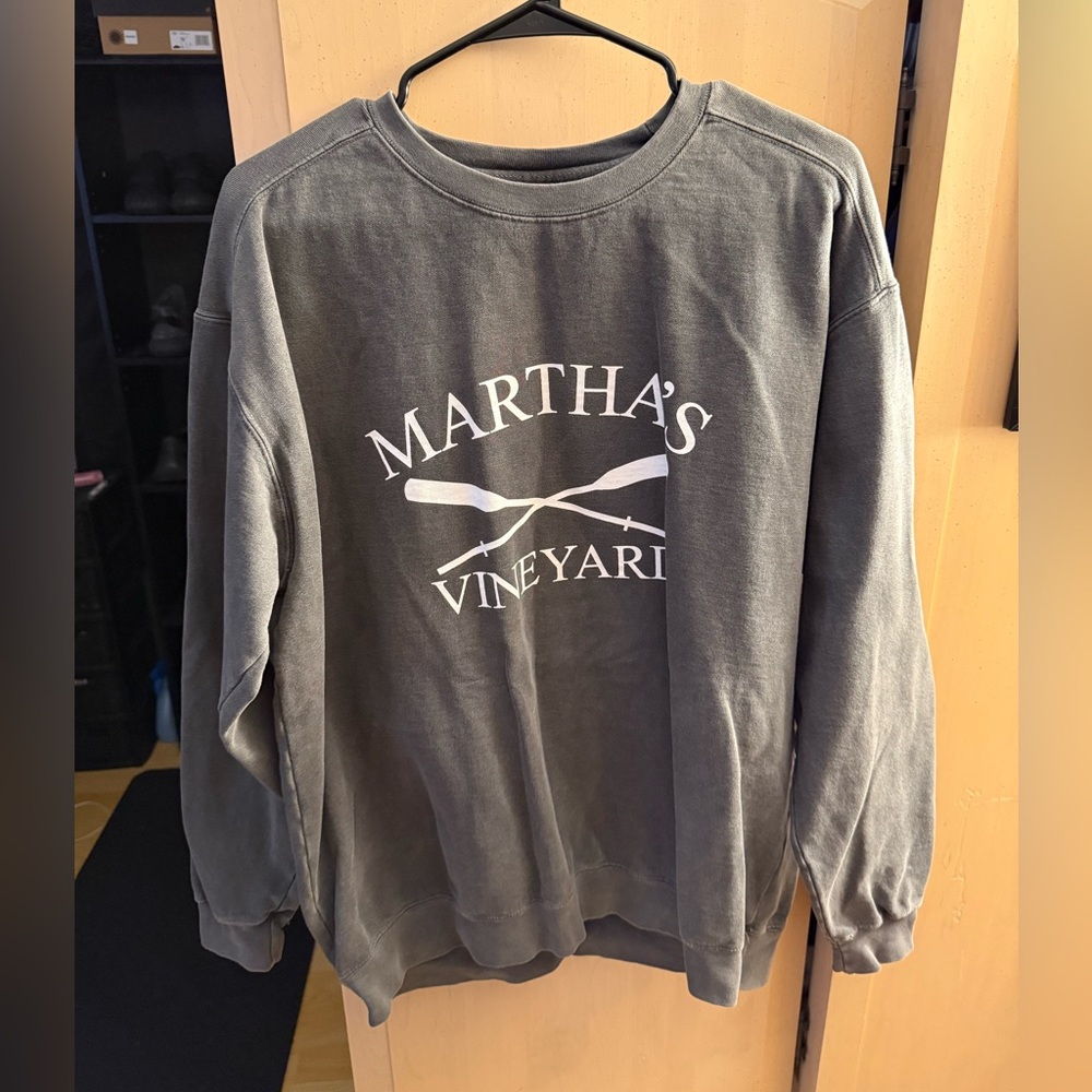 men’s martha’s vineyard crewneck